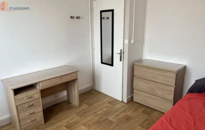 Studio meublé 11m² Saint-Benoît 86280 - Meublé, calme - Photo 2