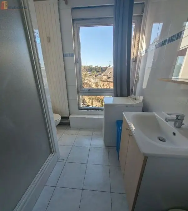 Studio meublé 27m² Poitiers - Meublé, dernier étage - Photo 1