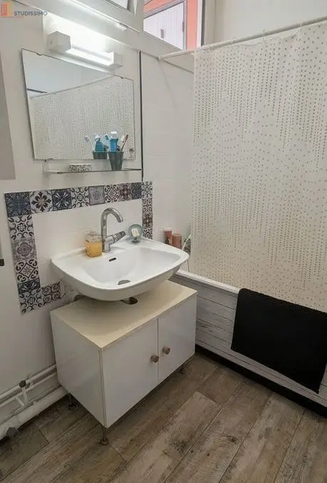 Studio meublé 35m² Poitiers 86000 - Dernier étage, lumineux - Photo 1