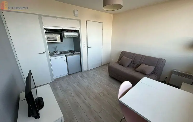 Studio meublé 20m² Saint-Benoît 86280 - Meublé, 3e étage - Photo 8