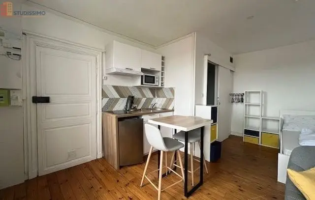Studio meublé 21m² Poitiers - Meublé, dernier étage - Photo 2