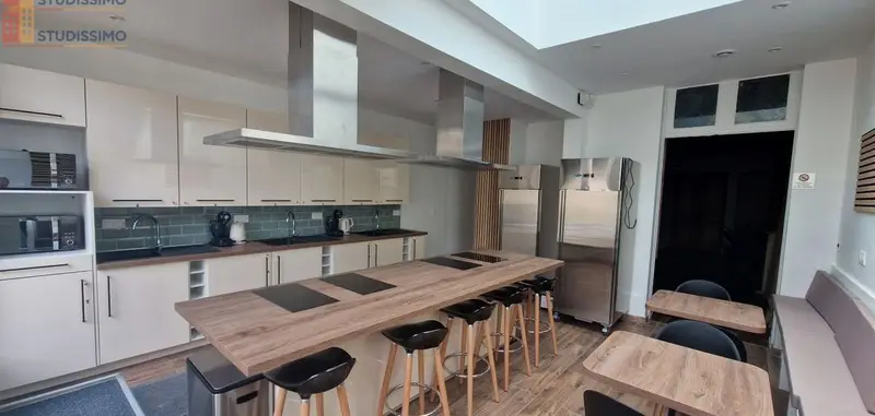 Studio meublé 18m² Poitiers centre - Charges incluses - Photo 1