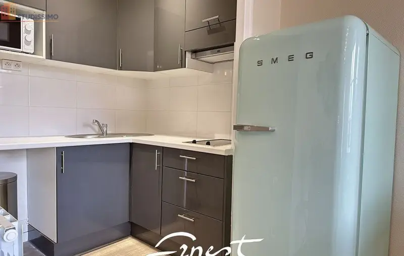 Studio meublé 28m² Jaunay-Marigny - Meublé, 1er étage - Photo 9