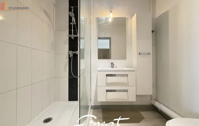 Studio 27m² Jaunay-Marigny - DPE C, 1er étage - Photo 1