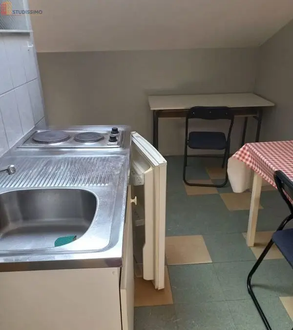 Studio meublé 13m² Rouillé 86480 - Meublé, DPE D - Photo 1