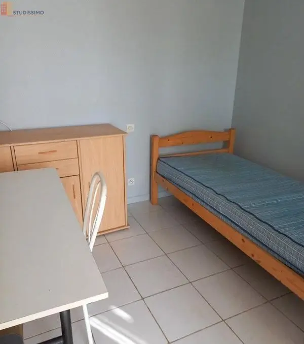 Studio meublé 13m² Rouillé 86480 - Meublé, DPE D - Photo 7