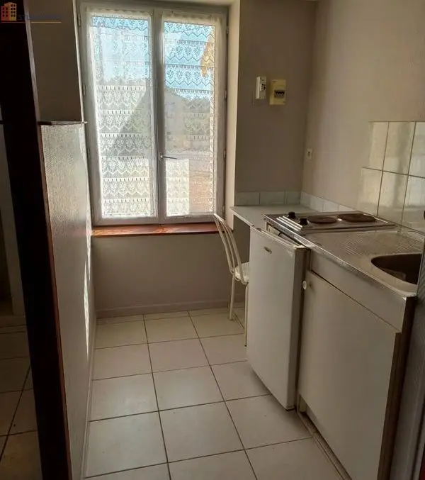 Studio meublé 13m² Rouillé 86480 - Meublé, DPE D - Photo 1