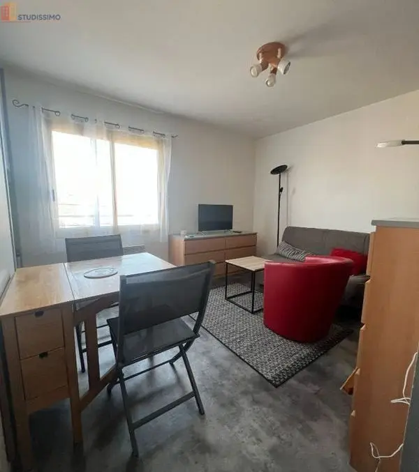 Studio meublé 25m² Poitiers 86000 - Meublé, DPE D - Photo 4