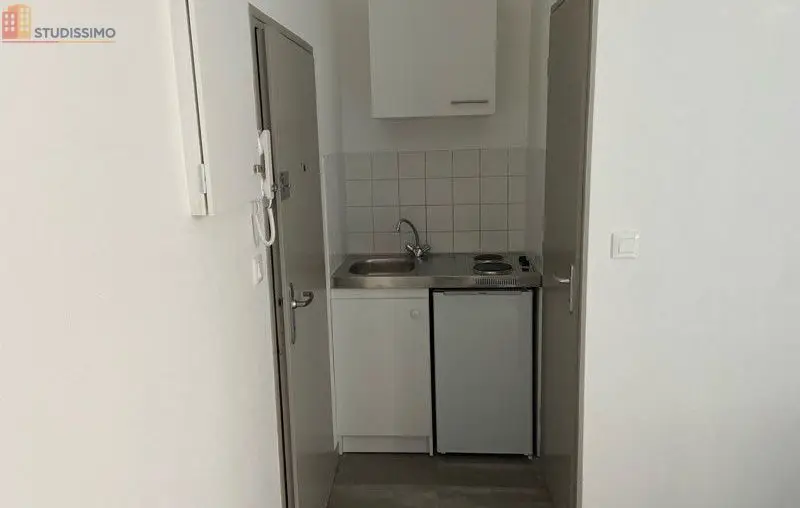 Studio 18m² Poitiers centre - Meublé, plein centre-ville - Photo 2