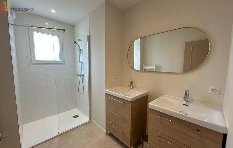 Studio meublé 13m² Mignaloux-Beauvoir - Balcon, parking - Photo 2