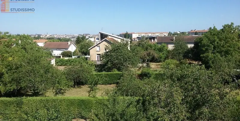 Studio 22m² Poitiers - 3e étage - Photo 1