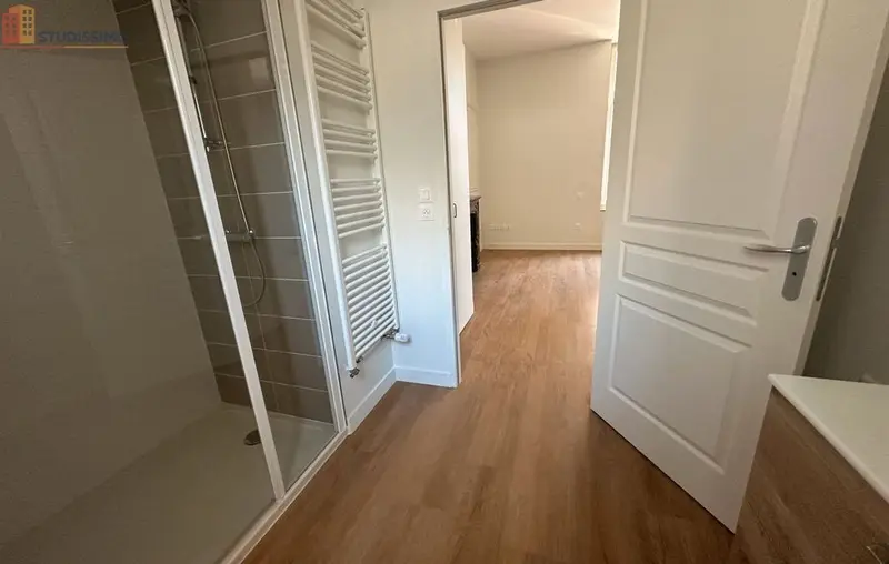 Studio 28m² Poitiers - Entièrement rénové - Photo 3