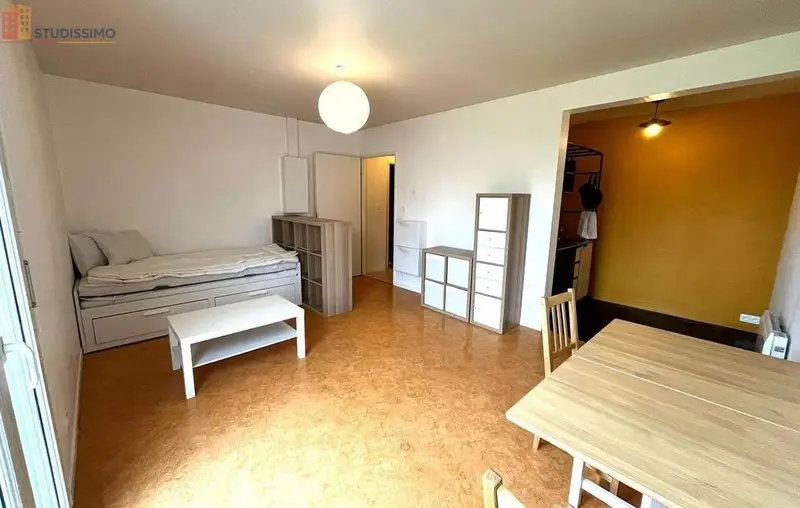 Studio meublé 27m² Poitiers - Rénové, parking - Photo 8
