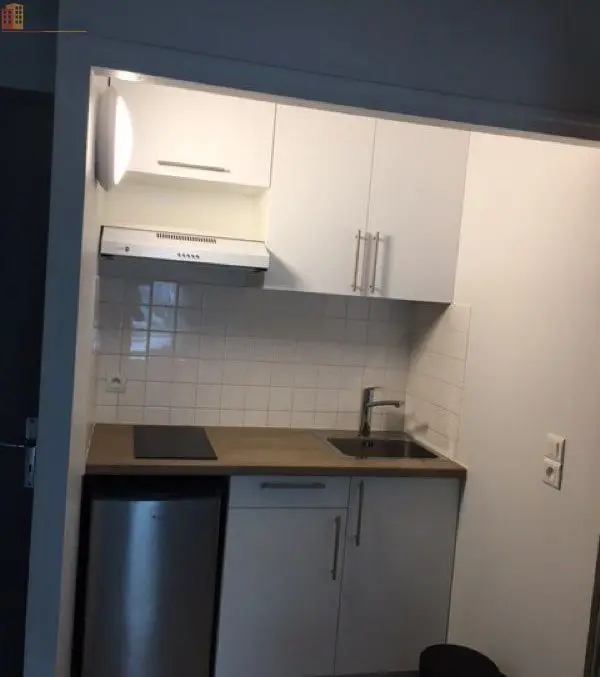 Studio 18m² Poitiers centre - Calme, lumineux - Photo 7