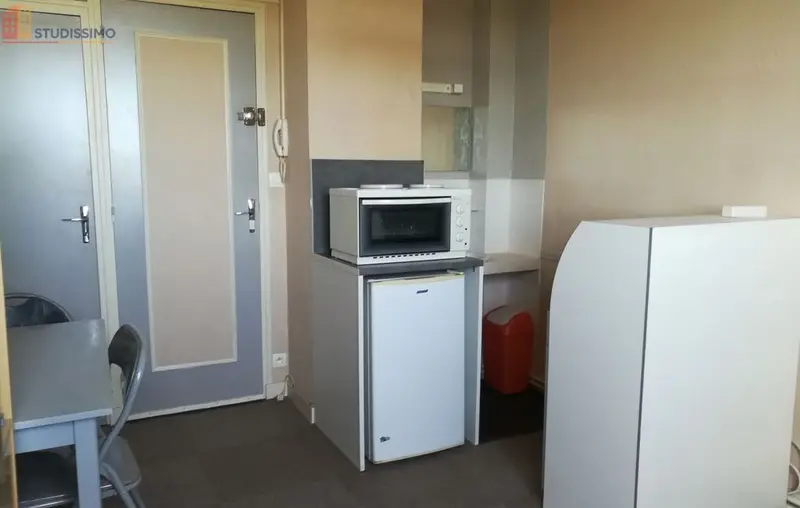 Studio meublé 13m² Poitiers - Meublé, 2e étage - Photo 3