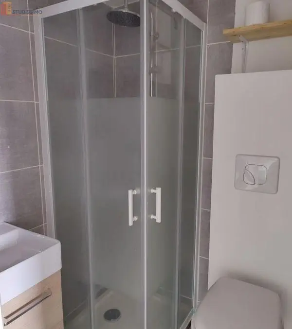 Studio meublé 12m² Poitiers - Meublé, lave/sèche-linge - Photo 5
