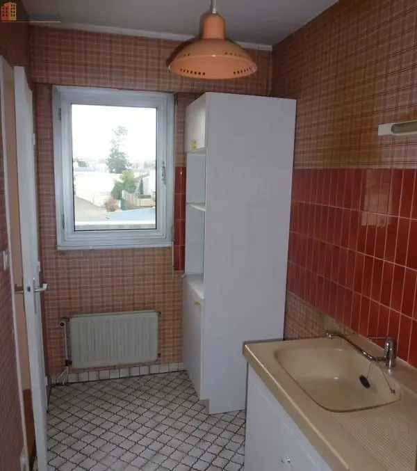 Studio 29m² Châtellerault centre-ville - Photo 1