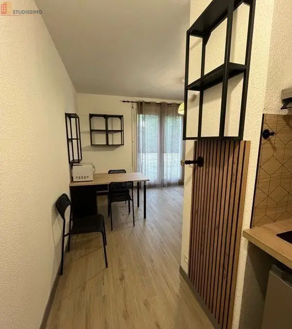 Studio meublé 20m² Poitiers - Calme, proche commerces - Photo 17