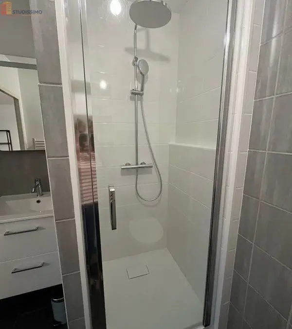 Studio meublé 20m² Poitiers - Calme, proche commerces - Photo 10