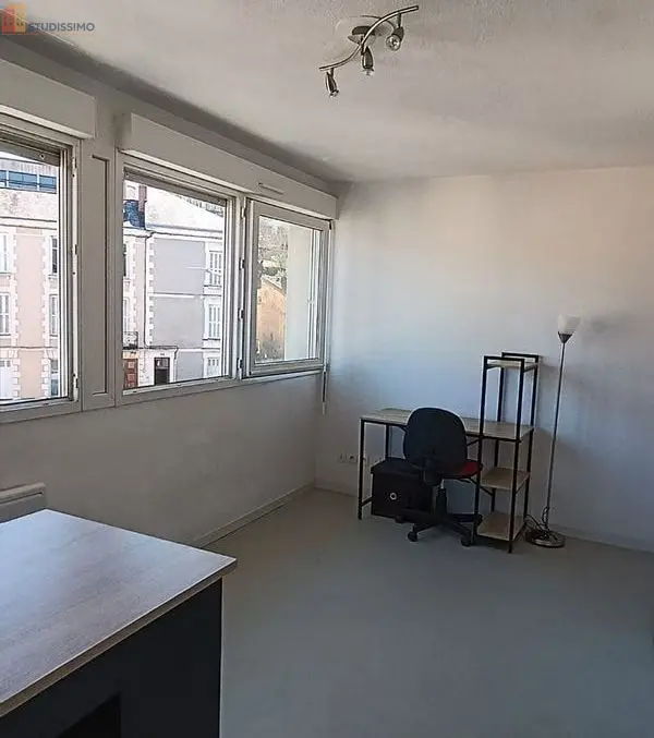 Studio meublé 23m² Poitiers centre - Meublé, lumineux - Photo 8