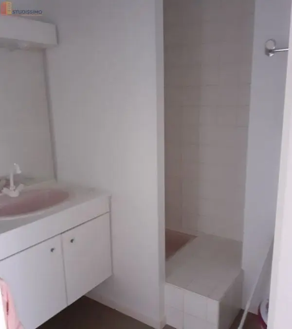 Studio meublé 25m² Poitiers - Résidence sécurisée - Photo 1