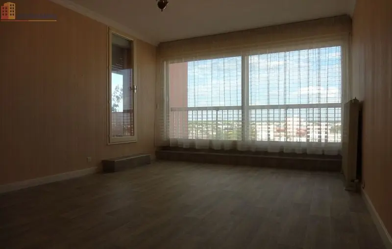 Studio 35m² Poitiers centre - Dernier étage, lumineux - Photo 8
