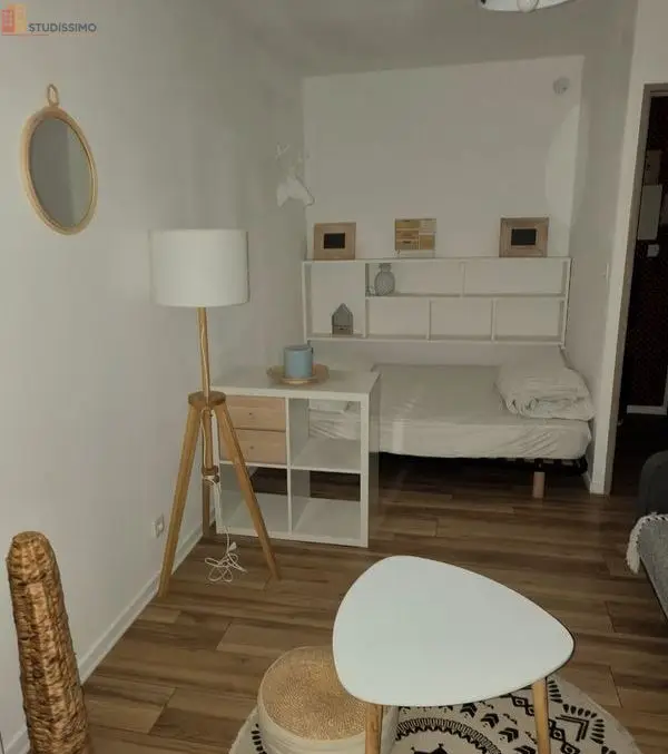 Studio meublé 24m² Poitiers centre - Parking sécurisé - Photo 5