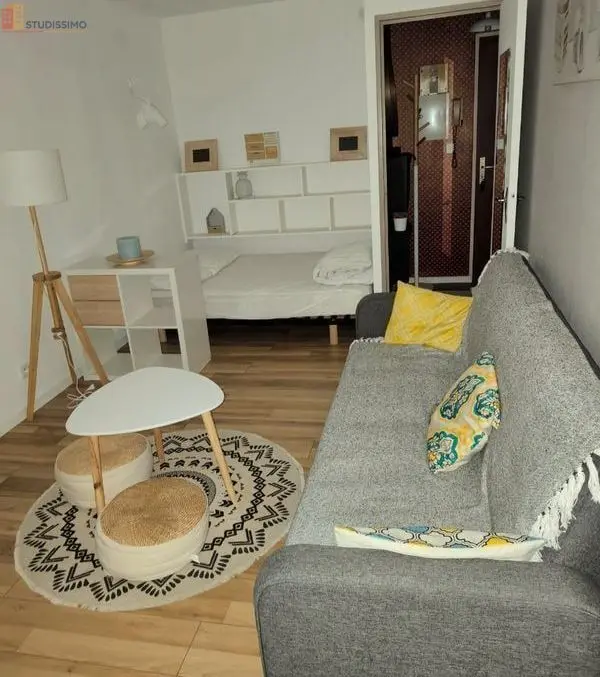 Studio meublé 24m² Poitiers centre - Parking sécurisé - Photo 1