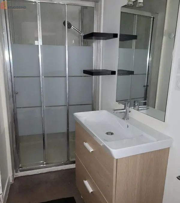Studio meublé 34m² Poitiers - Meublé, DPE D - Photo 2
