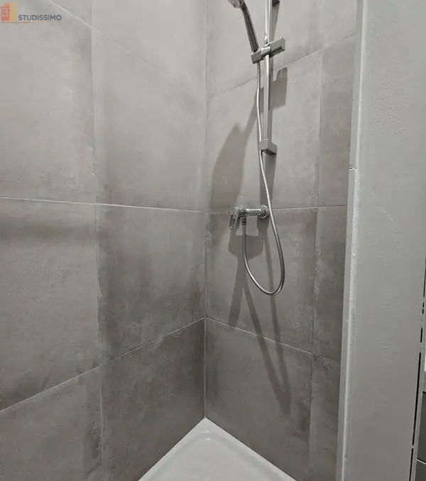 Studio meublé 18m² Poitiers centre - Calme, lumineux - Photo 2