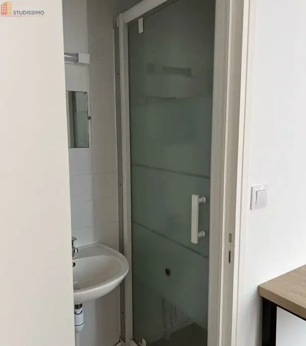 Studio meublé 16m² Poitiers - Refait à neuf, meublé - Photo 1