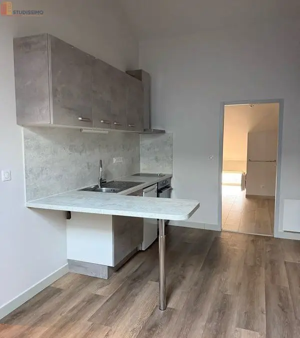 Studio 30m² Neufchâteau - verhuurd - Photo 2