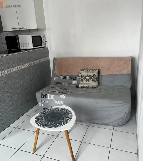 Studio meublé 18m² Chantraine 88000 - Cosy, meublé - Photo 2