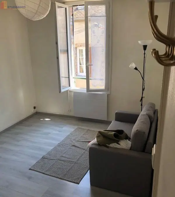 Studio meublé 16m² Pont-sur-Yonne - Meublé, DPE D - Photo 2