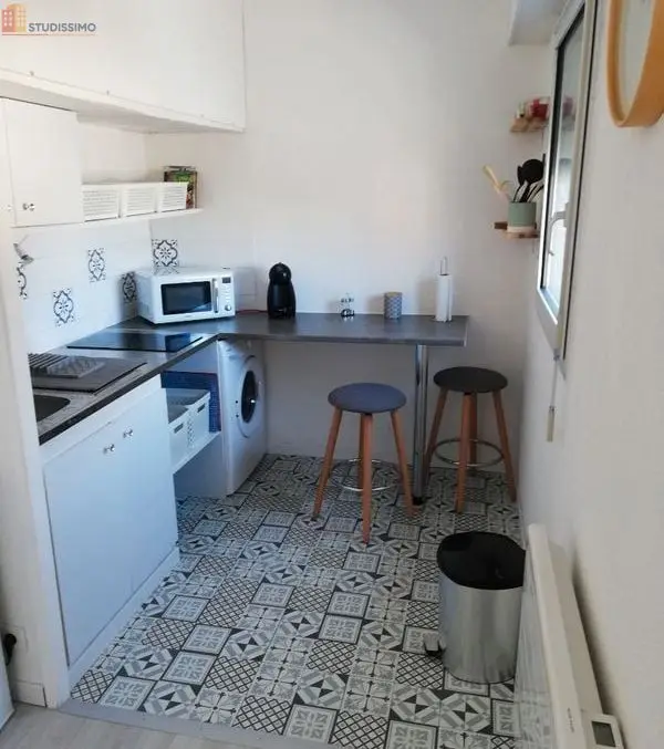 Studio meublé 26m² Limoges - Lumineux, dernier étage - Photo 3