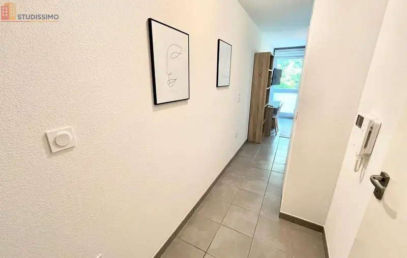 Studio meublé 21m² Isle 87170 - Parking privatif, grande salle d'eau - Photo 9