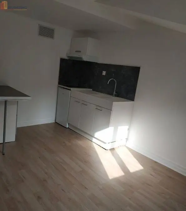 Studio 18m² Limoges centre - 3e étage, proche commodités - Photo 2