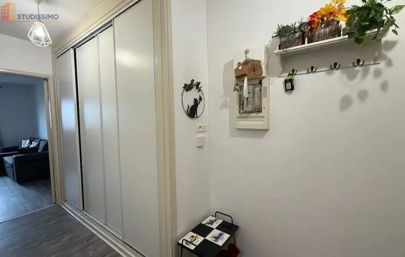 Studio 30m² Chalon-sur-Saône - Dernier étage, lumineux - Photo 4