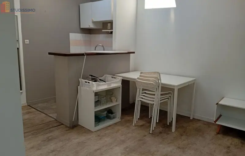 Studio meublé 30m² Limoges 87000 - Meublé, dernier étage - Photo 4