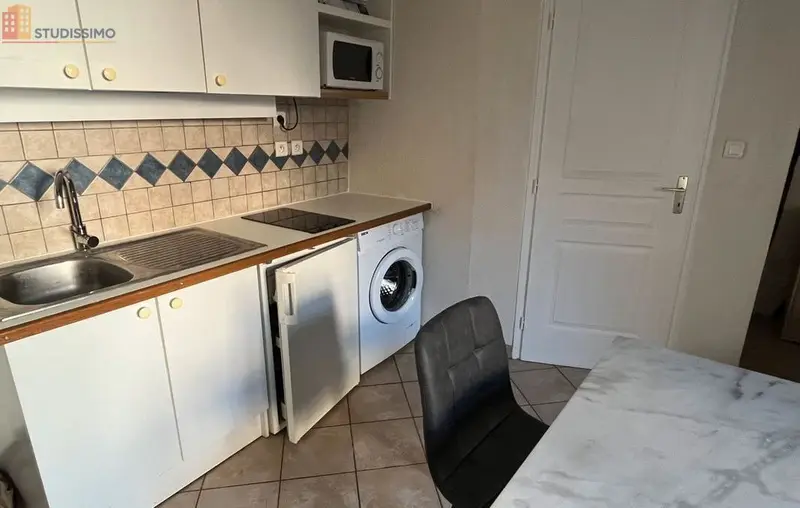 Studio meublé 22m² Limoges 87000 - Lumineux, 3e étage - Photo 5