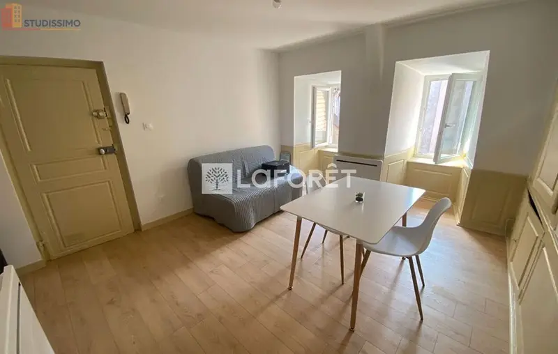 Studio meublé 20m² Belfort - Lumineux, étage élevé - Photo 2