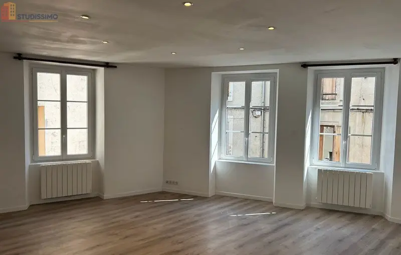 Studio 35m² Saint-Junien - DPE D, 1er étage - Photo 5