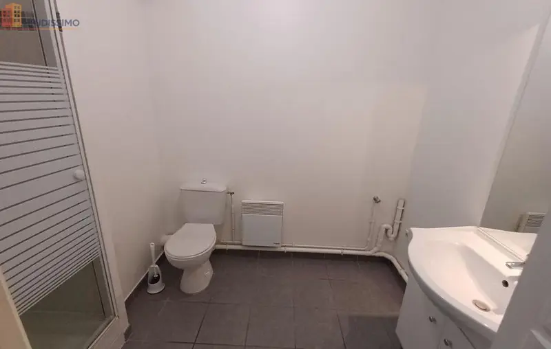 Studio 34m² Amiens - DPE D - Photo 1