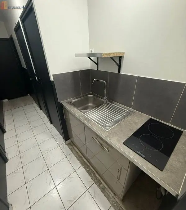 Studio meublé 12m² Corbeil-Essonnes - Meublé, proche commodités - Photo 2