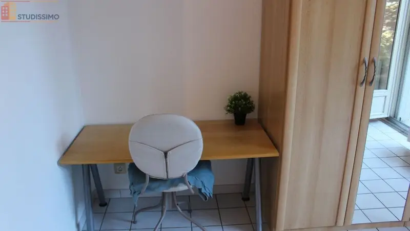 Studio meublé 25m² Brétigny-sur-Orge - Terrasse, proche gare - Photo 1
