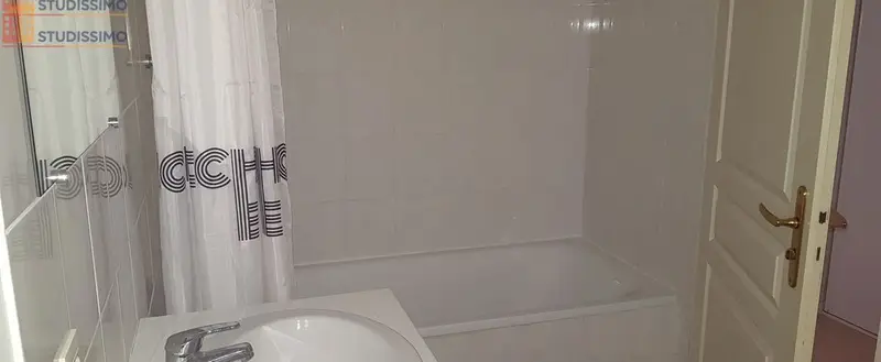 Studio 20m² Amiens 80080 - Meublé, loué - Photo 1