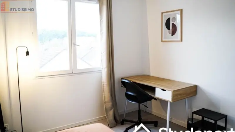 Studio meublé 9m² Évry-Courcouronnes - Meublé, 3e étage - Photo 2
