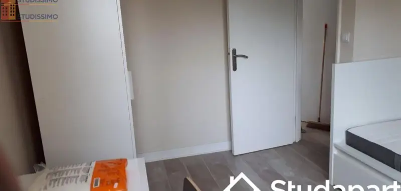 Studio meublé 13m² Les Ulis - Calme, étage 3 - Photo 1
