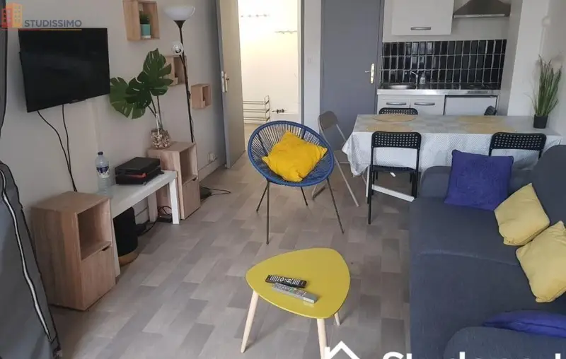 Studio meublé 12m² Évry-Courcouronnes - Meublé, DPE C - Photo 11