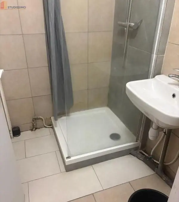 Studio meublé 21m² Corbeil-Essonnes - Meublé, 2e étage - Photo 1